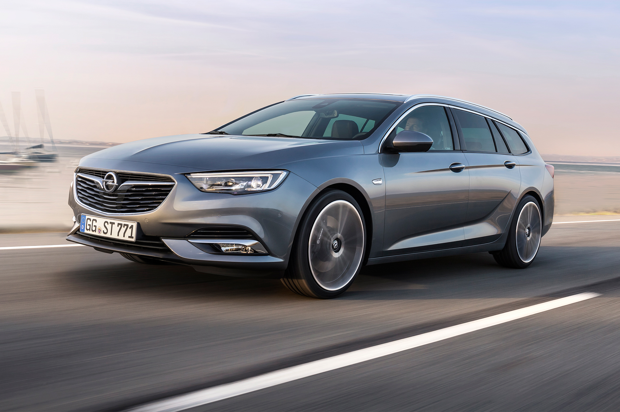 Opel Insignia b 2/0 Sports Tourer Business Innovation описание комплектации